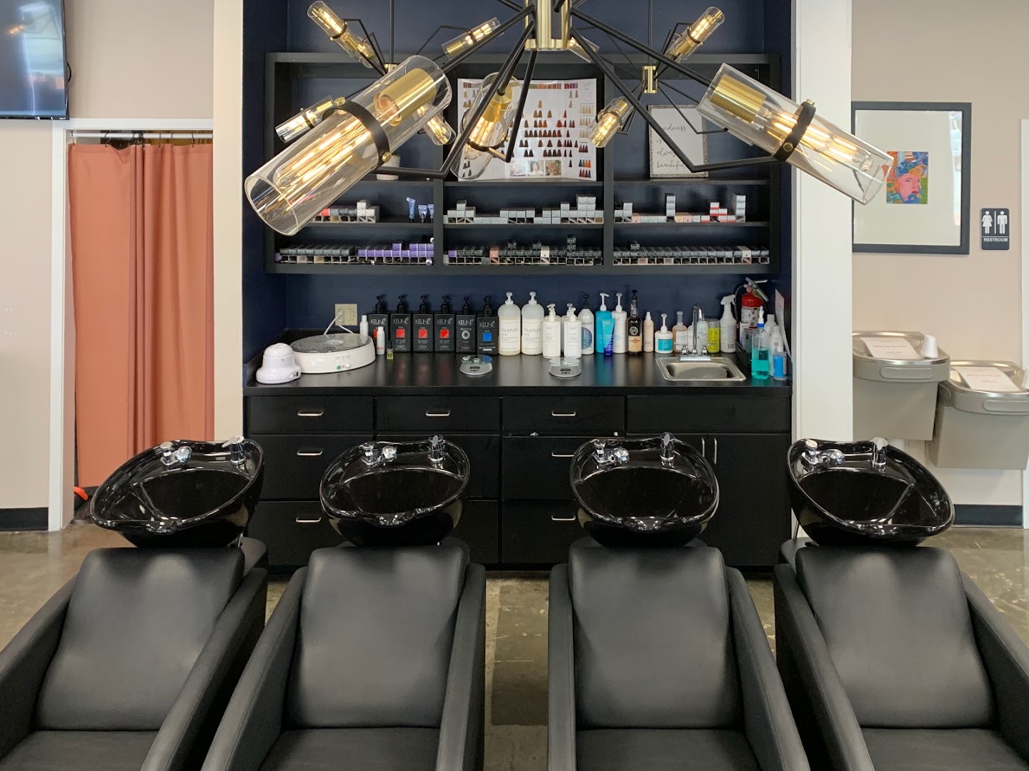 Hot Box Salon and Shop