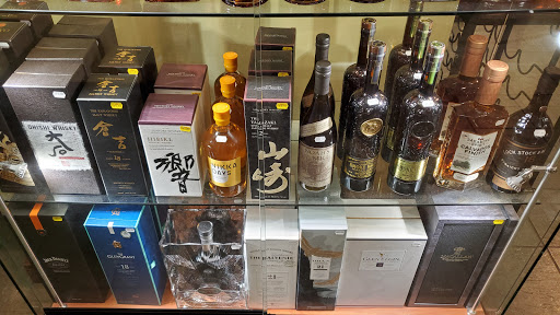 Wine Store «Arlington Wine & Liquor», reviews and photos, 718 Dutchess Turnpike, Poughkeepsie, NY 12603, USA