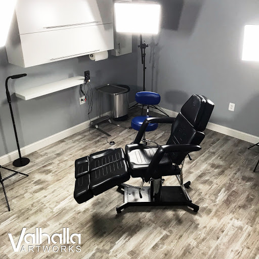 Explore skyline tattoo ideas, creative tattoo ideas in Berlin, available at Valhalla Artworks