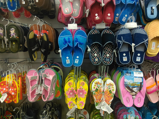 Stores to buy women's clarks sandals Minsk
