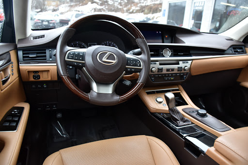 Used Car Dealer «Highline Car Connection», reviews and photos, 1833 Watertown Ave, Waterbury, CT 06708, USA