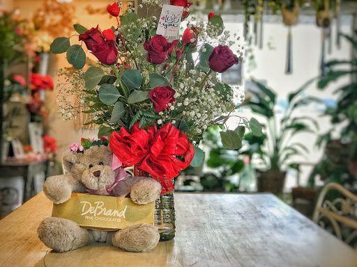 Florist «Anderson Florist and Greenhouse», reviews and photos, 1812 N Detroit St, Warsaw, IN 46580, USA