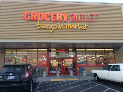 Grocery Store «Grocery Outlet Bargain Market», reviews and photos, 845 Harbor Blvd, West Sacramento, CA 95691, USA