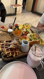 Photo n°69 de Breakfast Club Cassis à Cassis ()