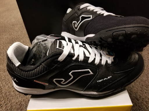 Soccer Store «GK Union LLC», reviews and photos, 207 Chesterfield Pkwy W, Chesterfield, MO 63017, USA