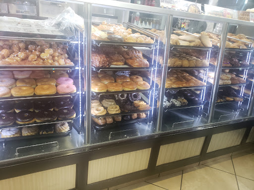 Donut Shop «Yum Yum Donuts», reviews and photos, 10518 Garvey Ave, El Monte, CA 91731, USA