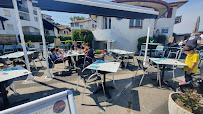 Atmosphère du Restaurant Resto Bar l'Océan à Hendaye - n°2