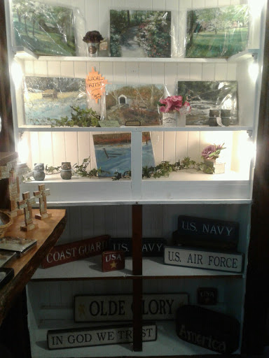 Gift Shop «Washington Memorial Chapel Cabin Shop», reviews and photos, PA-23 #300, Valley Forge, PA 19481, USA