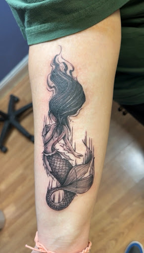 Explore hard life tattoo ideas, creative tattoo ideas in Williamsport, available at Tats Tattoo Zoo