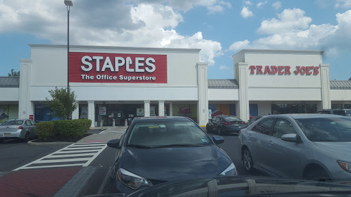 Office Supply Store «Staples», reviews and photos, 1021 Broad St, Shrewsbury, NJ 07702, USA