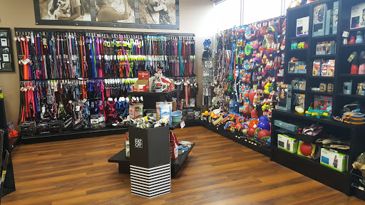 Pet Store «Pet Valu», reviews and photos, 73 Highland Ave A, East Providence, RI 02914, USA