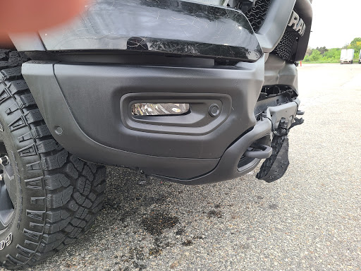 Auto Body Shop «Quality Coach Collision», reviews and photos, 2295 E Lincoln St, Birmingham, MI 48009, USA