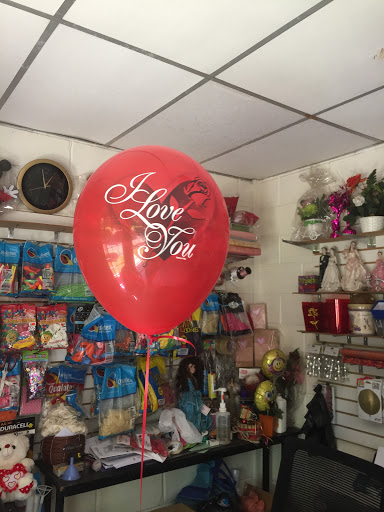 Balloon shops in Managua