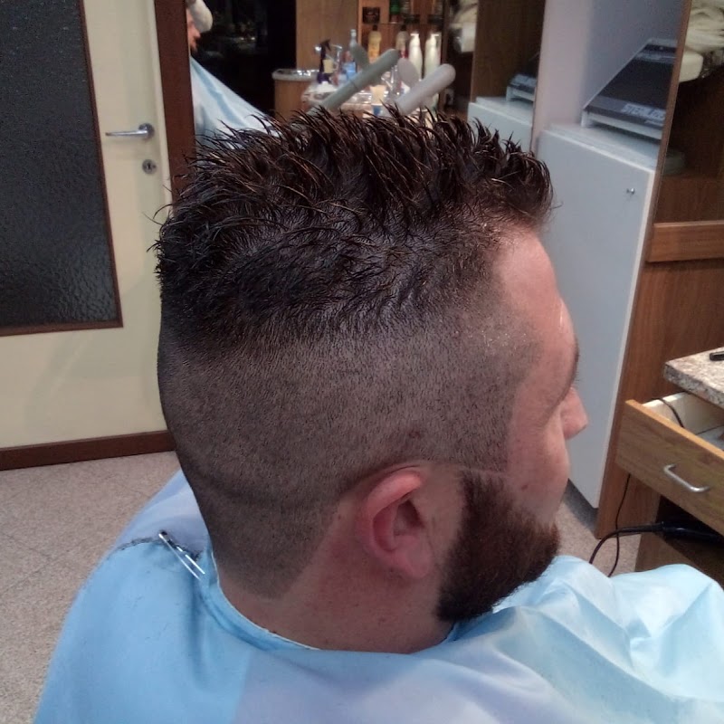 Francesco Professional Barber