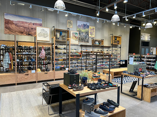 Camping Store «REI», reviews and photos, 870 N 54th St, Chandler, AZ 85226, USA
