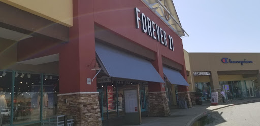 Clothing Store «Forever 21», reviews and photos, 4015 S Interstate Hwy 35 #211, San Marcos, TX 78666, USA