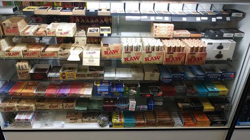 Tobacco Shop «Habits Vape & Smoke shop», reviews and photos, 8391 Folsom Blvd, Sacramento, CA 95826, USA