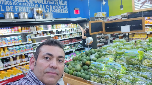 Supermarket «North Pulaski Fresh Market», reviews and photos, 3850 W North Ave, Chicago, IL 60647, USA