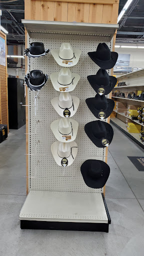 Farm Equipment Supplier «C-A-L Ranch Stores», reviews and photos, 2735 7800 S, West Jordan, UT 84088, USA