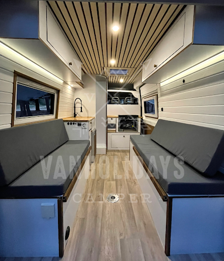 VanHolidays Camper Furgonetas camper Camperización Furgonetas Madrid Equipación camper