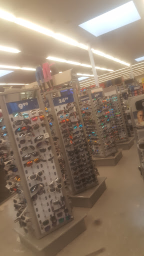 Sporting Goods Store «Academy Sports + Outdoors», reviews and photos, 800 S Clearview Pkwy, Harahan, LA 70123, USA