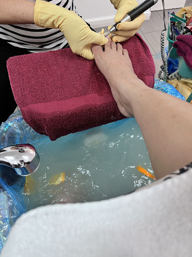 Nail Salon «Moon and Stars Spa & Nails», reviews and photos, 3085 E Commercial Blvd, Fort Lauderdale, FL 33308, USA