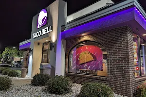 Taco Bell image