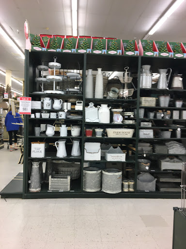 Craft Store «Hobby Lobby», reviews and photos, 1855 Montgomery Hwy #100, Hoover, AL 35244, USA