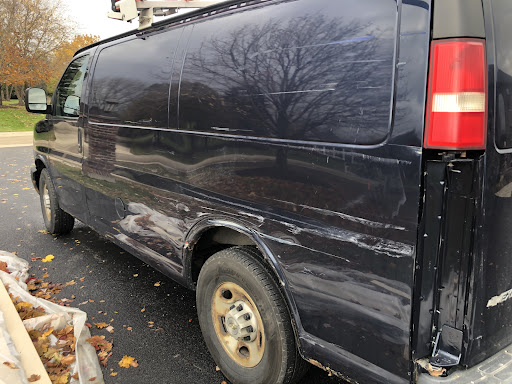 Auto Body Shop «Platinum Collision Express Inc», reviews and photos, 34740 US-45, Lake Villa, IL 60046, USA