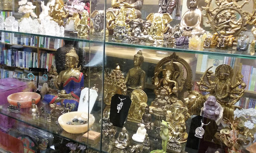 Book Store «Garland of Letters Bookstore», reviews and photos, 527 South St, Philadelphia, PA 19147, USA