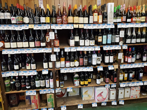 Grocery Store «Gaston Market», reviews and photos, 222 Front St, Gaston, OR 97119, USA