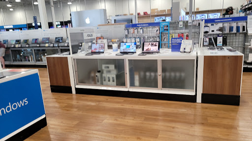 Electronics Store «Best Buy», reviews and photos, 3801 Center St NE, Salem, OR 97301, USA