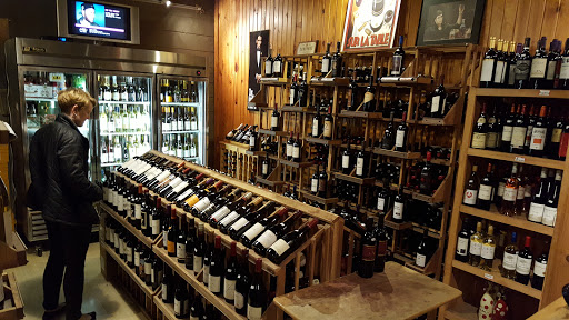 Liquor Store «Alabama Liquor Store», reviews and photos, 947 N Alabama St, Indianapolis, IN 46202, USA