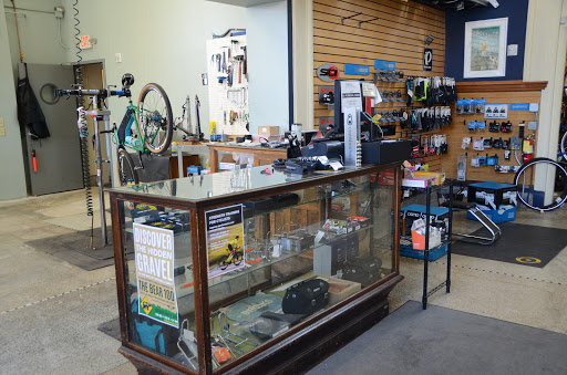 Bicycle Store «Motorless Motion Bicycles», reviews and photos, 640 W Washington Ave, Madison, WI 53703, USA