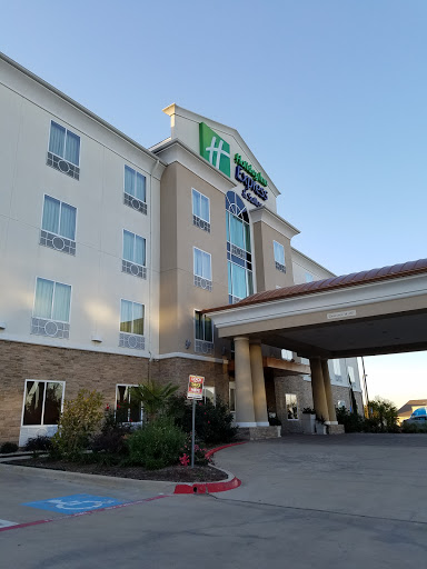 Holiday Inn Express & Suites Dallas W - I-30 Cockrell Hill, an IHG Hotel