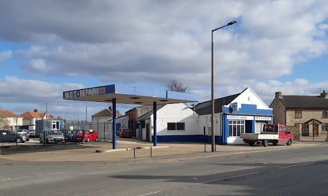 Comments and reviews of Askern Road Garage