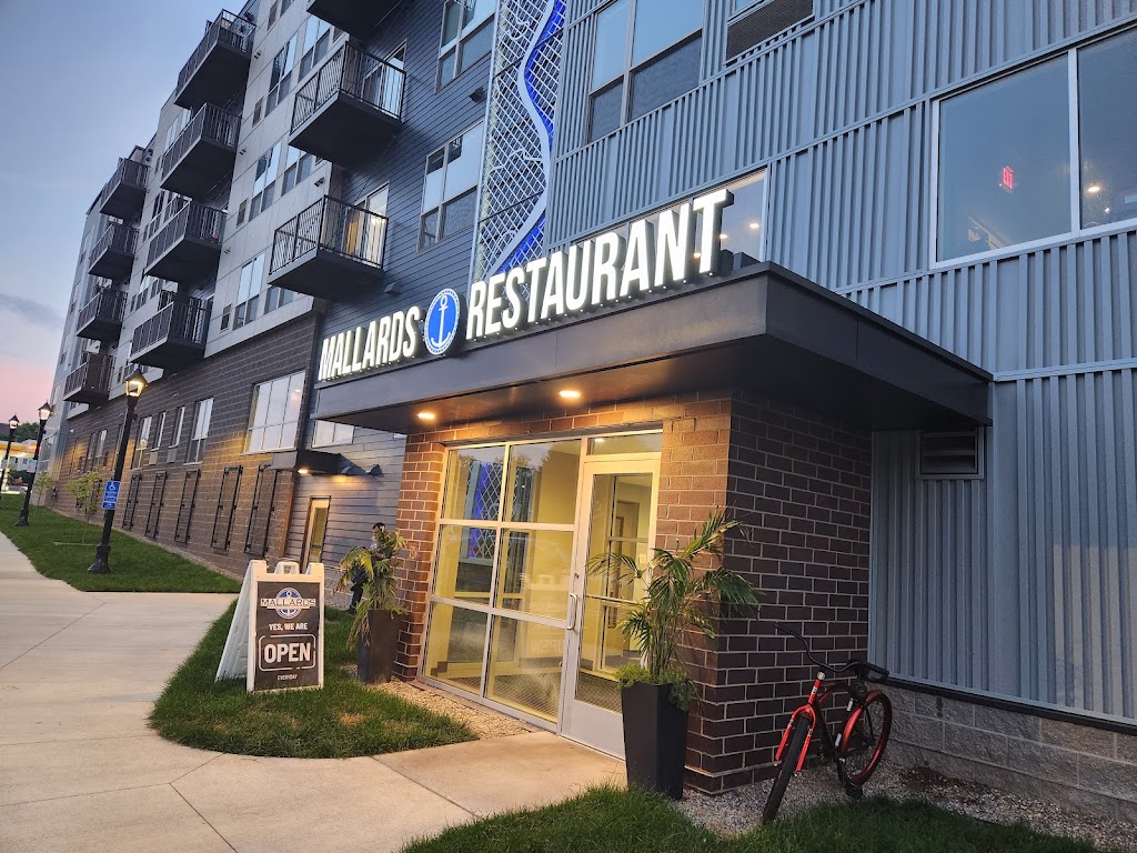 Mallards Restaurant 55379