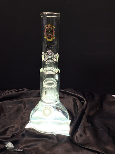 Tobacco Shop «Paradise Smoke Shop», reviews and photos, 3410 W 34th St, Houston, TX 77018, USA