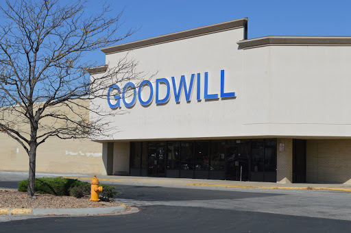 Goodwill Olathe, 16630 W 135th St, Olathe, KS 66062, Charity