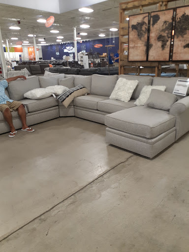Furniture Store «Weekends Only Furniture & Mattress», reviews and photos, 8315 Center Run Dr, Indianapolis, IN 46250, USA