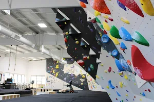 Grip Bouldering image