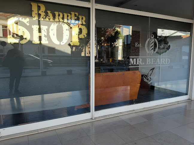 Comentários e avaliações sobre o Men's Cave Barber Shop