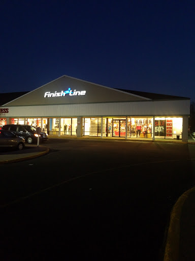 Shoe Store «Finish Line», reviews and photos, 1610 Lighthouse Pl, Michigan City, IN 46360, USA