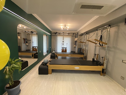 Ebru Ölmez Kahraman Pilates Studio