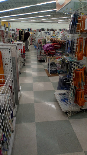 Fabric Store «Jo-Ann Fabrics and Crafts», reviews and photos, 8062 N Blackstone Ave, Fresno, CA 93720, USA