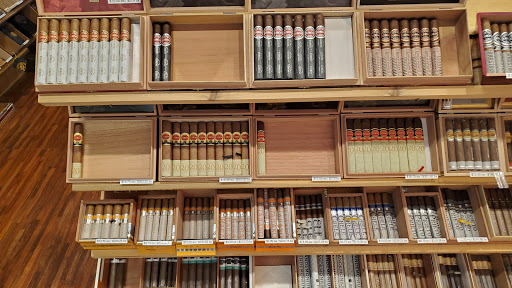 Tobacco Shop «Tobacco Grove», reviews and photos, 8069 Wedgewood Ln N, Maple Grove, MN 55369, USA