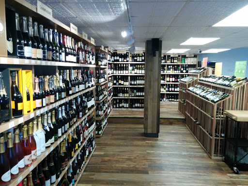 Liquor Store «Oak and Barrel Wine & Spirits», reviews and photos, 235 E 57th St, New York, NY 10022, USA