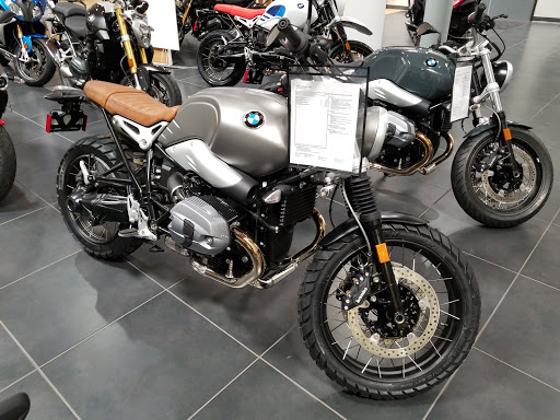 BMW Motorcycle Dealer «BMW Motorcycles of Burbank», reviews and photos, 2913 N Ontario St, Burbank, CA 91504, USA
