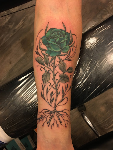 Tattoo Shop «Handsome Devil Tattoo Company», reviews and photos, 201 Market St, Saddle Brook, NJ 07663, USA