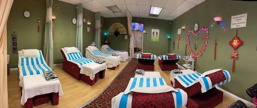 Sunny Foot Massage 90027